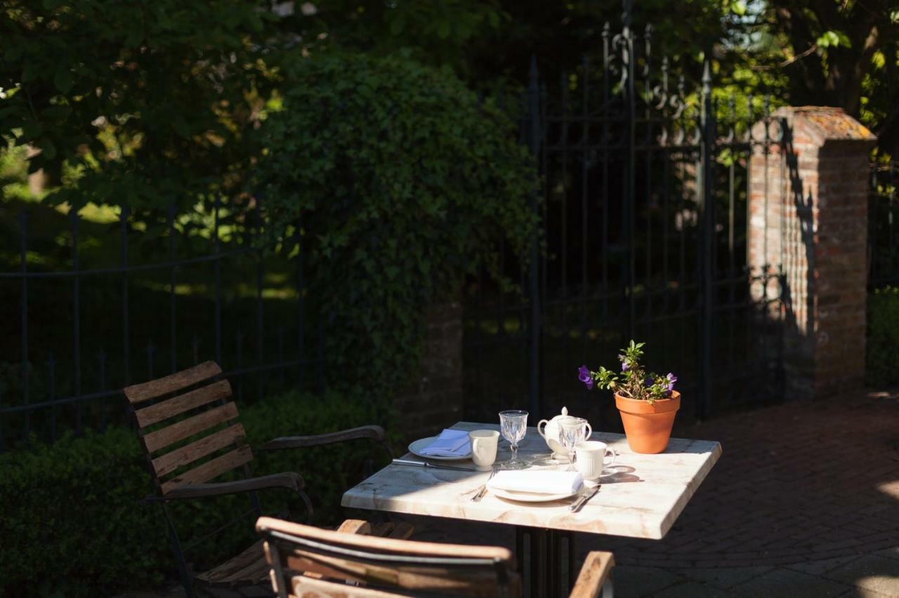 Bed and Breakfast De Oude Pastorie Macharen Exterior foto